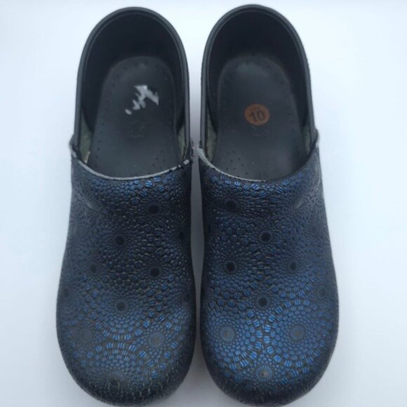 Dansko ITALY MADE Professional Navy Medallion Clogs Mules LEATHER Size 40 Womens - Picture 3 of 14